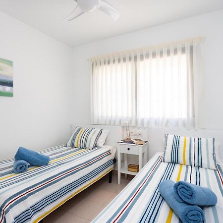 Frontline Playa Las Vistas With Pool, Parking, Sea Los Cristianos  Exteriör bild
