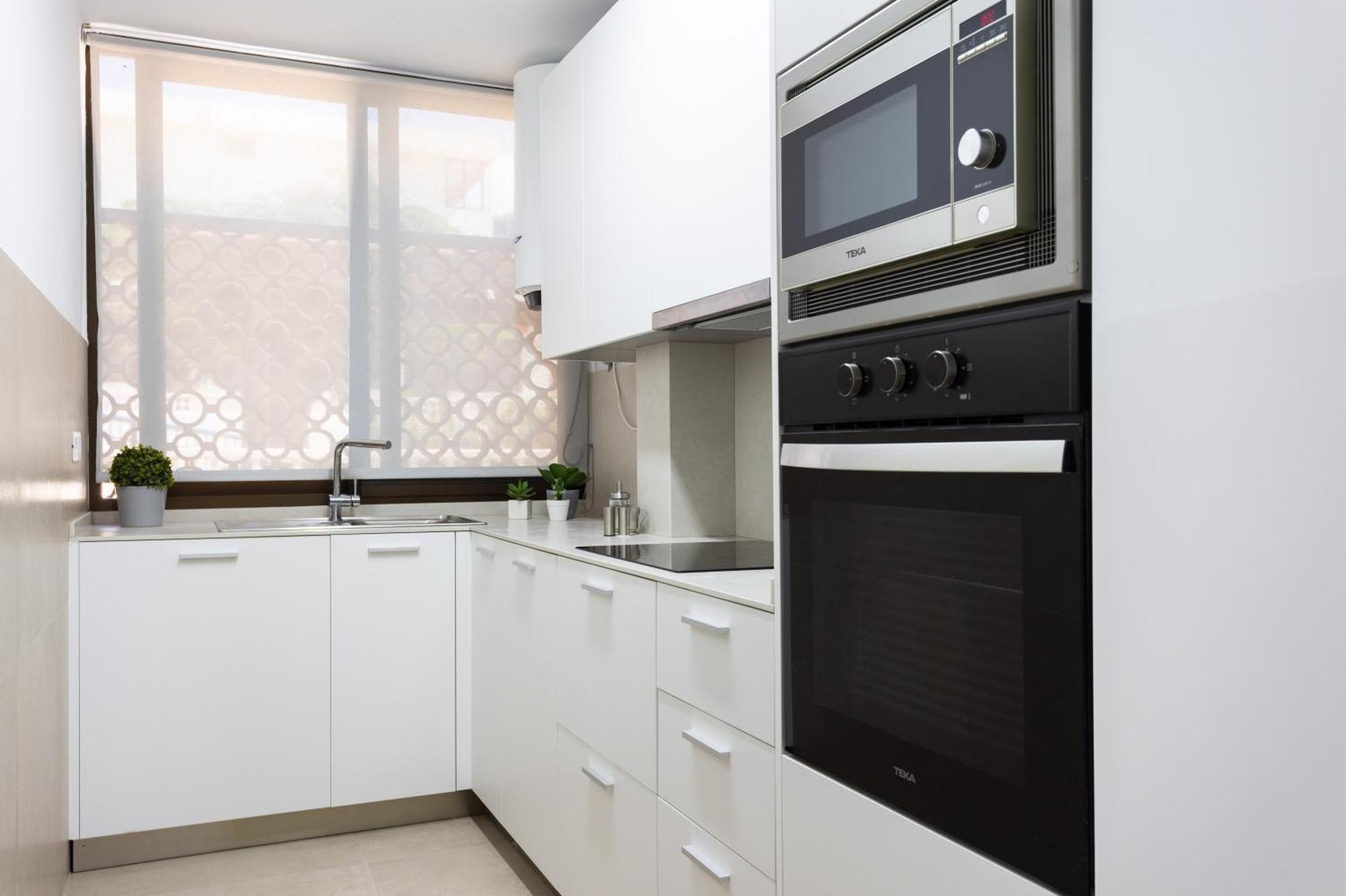 Frontline Playa Las Vistas With Pool, Parking, Sea Los Cristianos  Exteriör bild