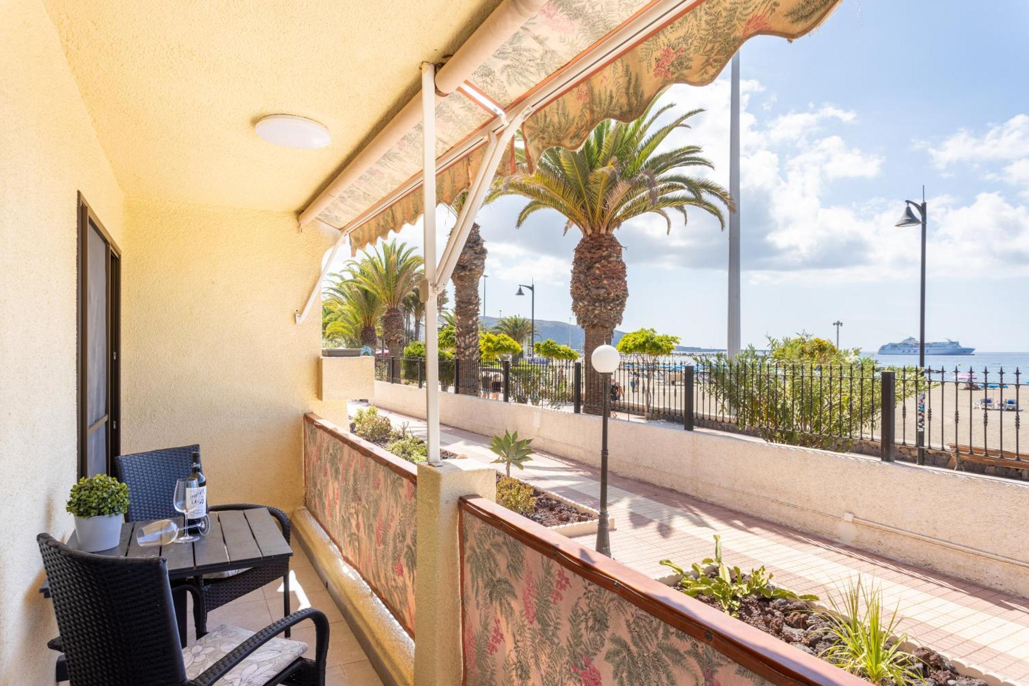 Frontline Playa Las Vistas With Pool, Parking, Sea Los Cristianos  Exteriör bild